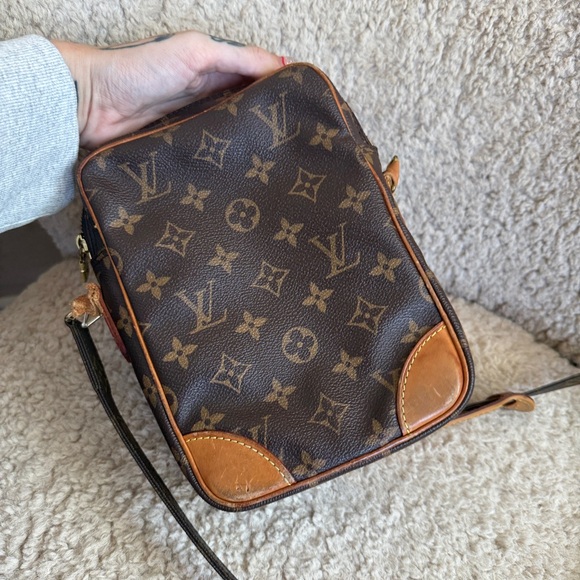 Vintage Louis Vuitton bag - Picture 6 of 7